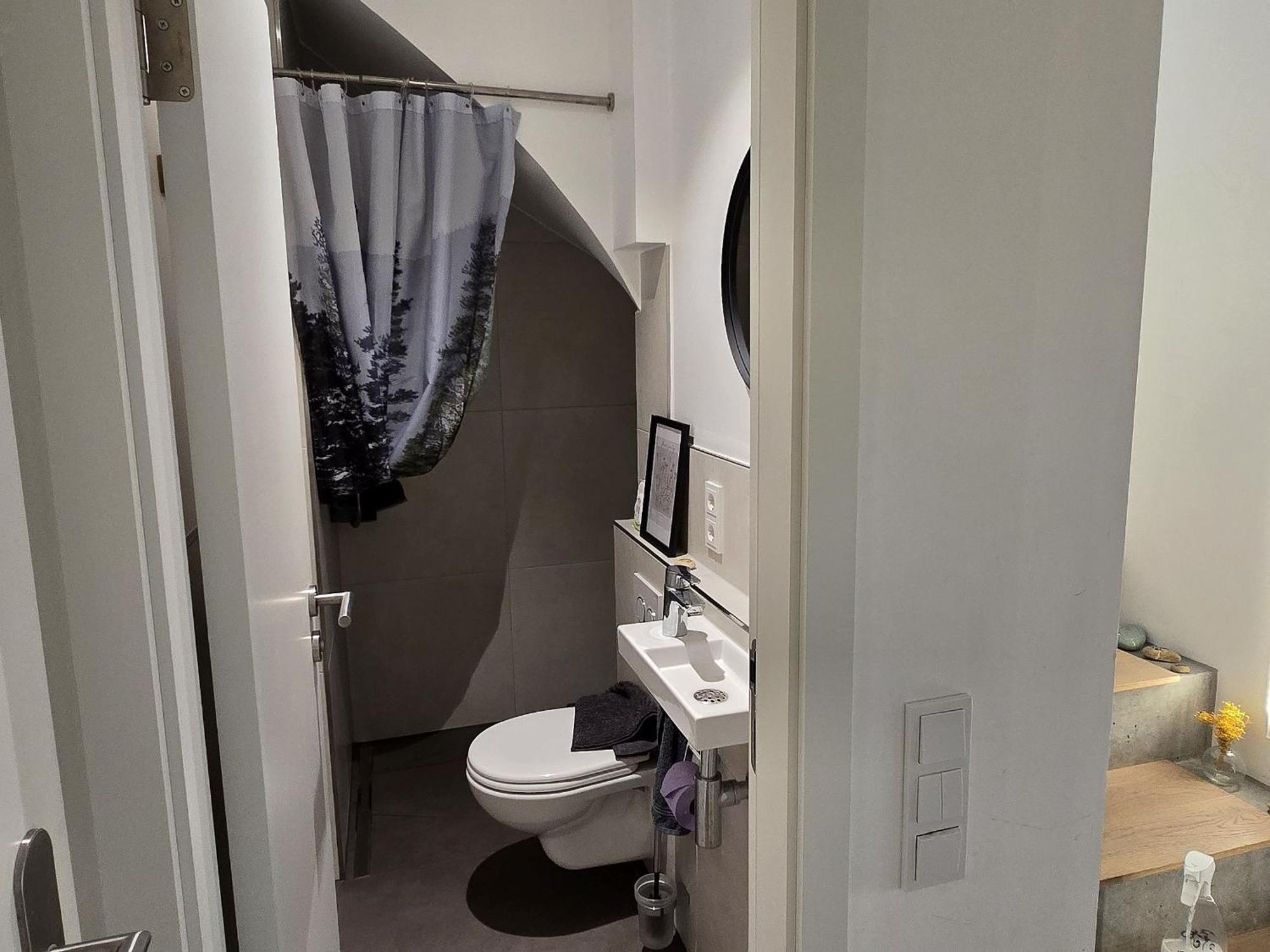 Stadtnahes Gaestezimmer Im Penthouse Bei Esi Tübingen Екстериор снимка